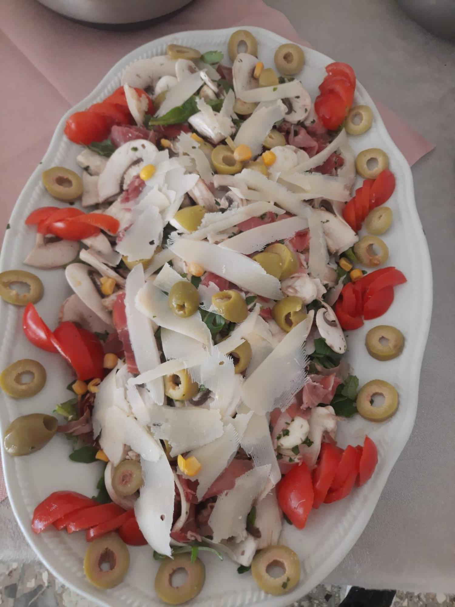 Hotel Sara 3*