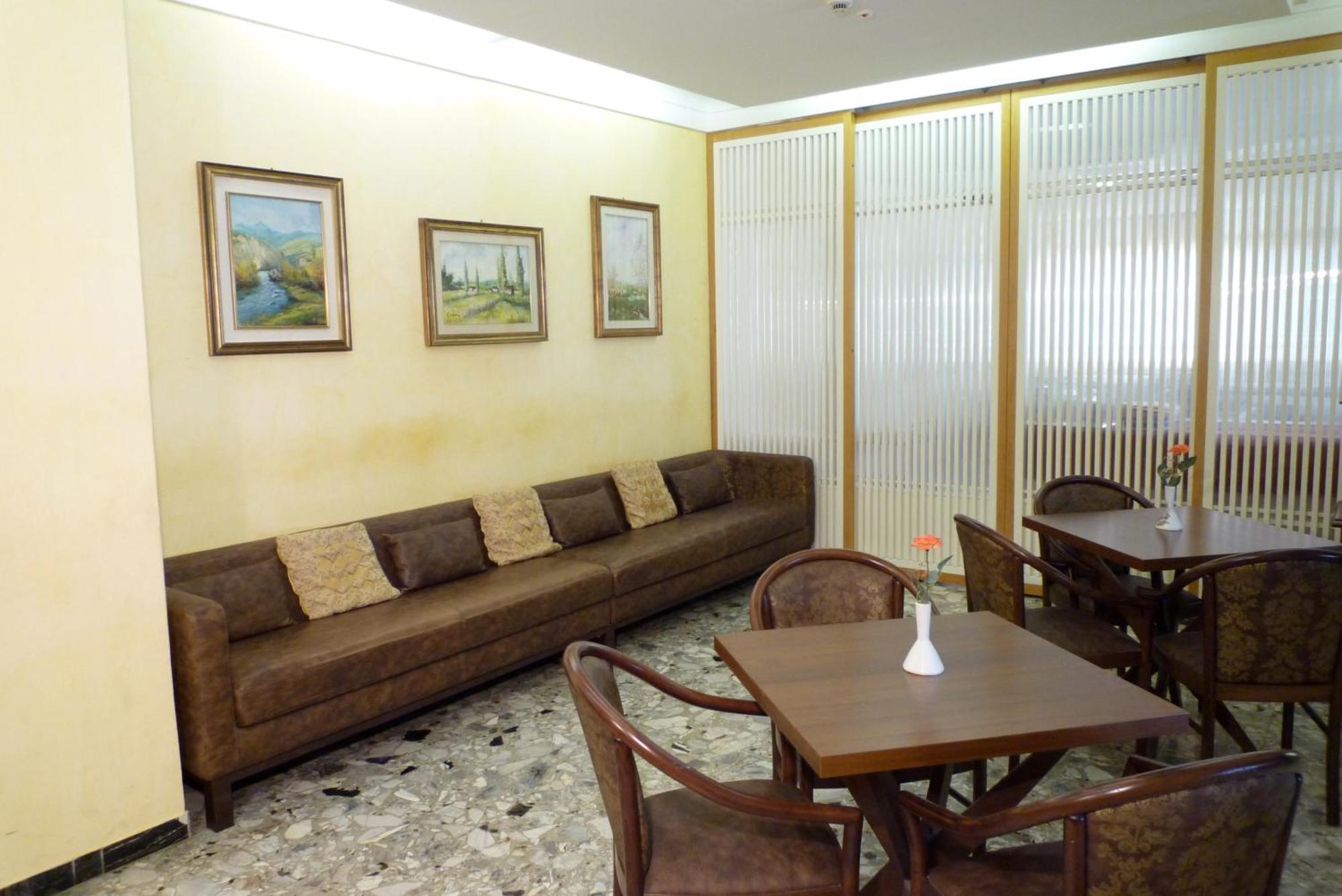 Hotel Sara