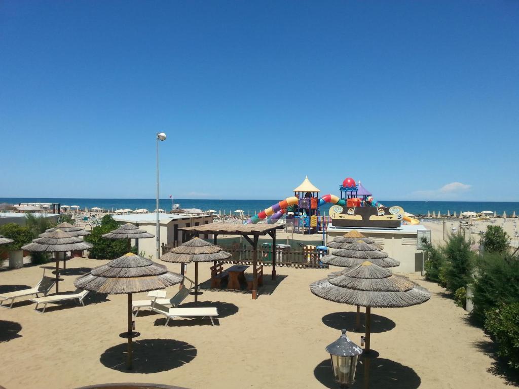 Sara Hotel 3*